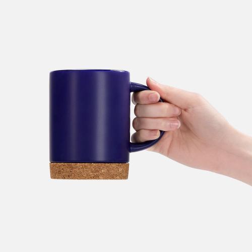 Кружка с пробковой подставкой Corky; - купить именные сувениры в Воронеже