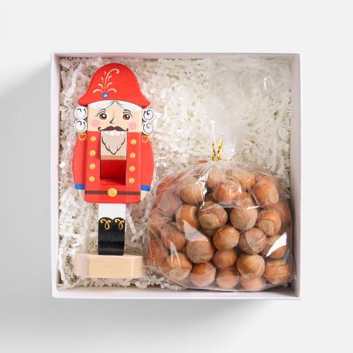 Набор «Как по щелчку» с орехами; - купить необычные подарки в Воронеже