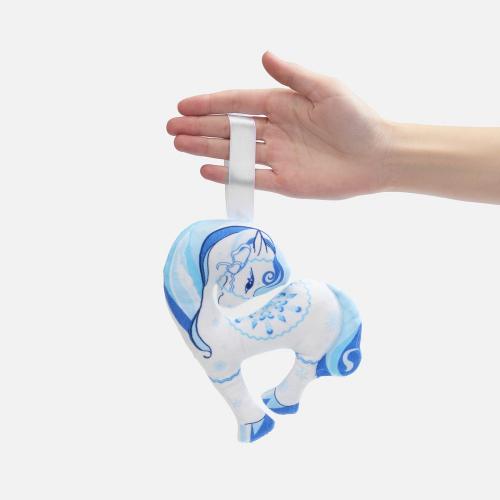 Мягкая игрушка — подвеска «Снежка»; - купить именные сувениры в Воронеже