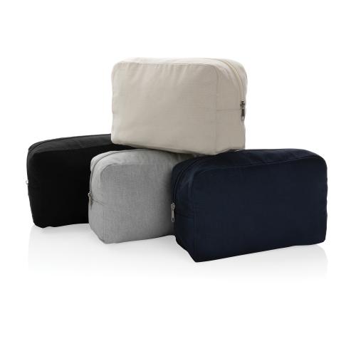 Косметичка Impact из переработанного неокрашенного канваса AWARE™; - купить именные сувениры в Воронеже